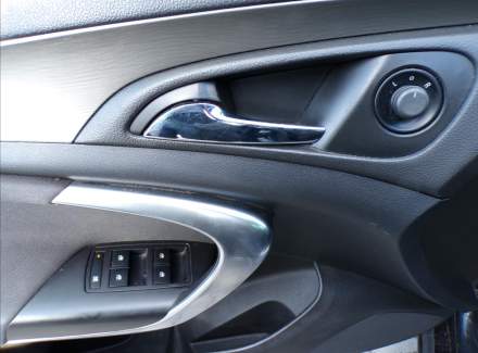 Opel - Insignia