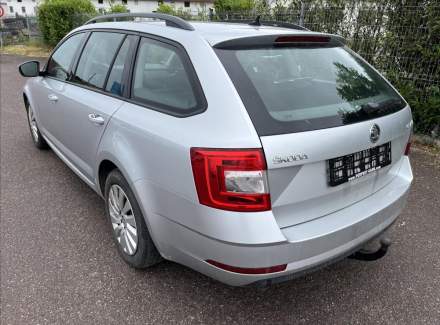 Škoda - Octavia