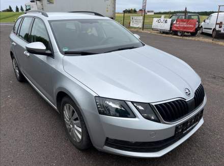 Škoda - Octavia