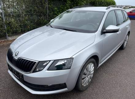 Škoda - Octavia