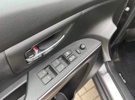 Suzuki - SX4