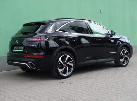 DS Automobiles - DS7 Crossback