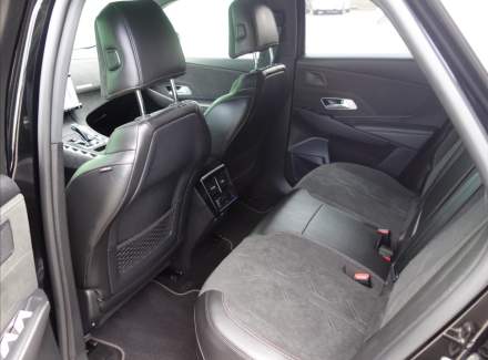 DS Automobiles - DS7 Crossback