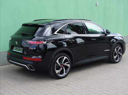 DS Automobiles - DS7 Crossback