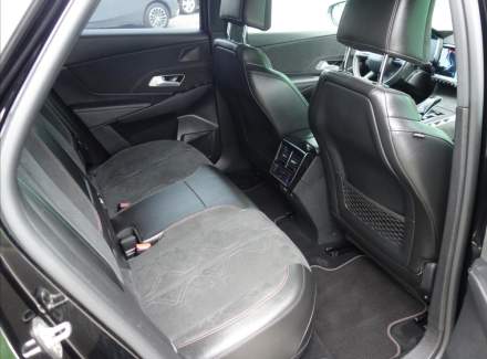 DS Automobiles - DS7 Crossback