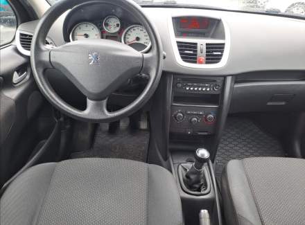 Peugeot - 207