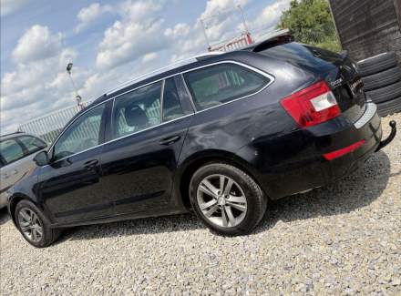 Škoda - Octavia