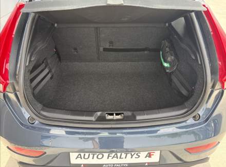 Volvo - V40