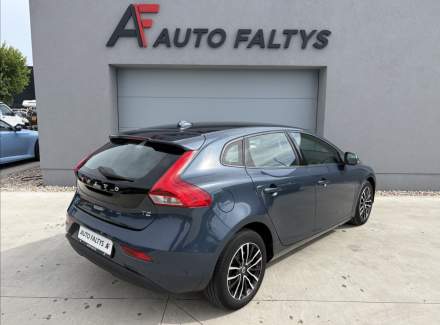 Volvo - V40
