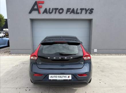 Volvo - V40