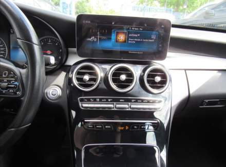 Mercedes-Benz - C-class