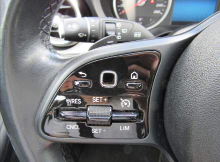 Mercedes-Benz - C-class