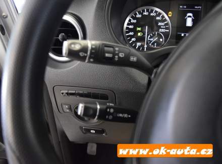 Mercedes-Benz - Vito