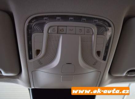 Mercedes-Benz - Vito