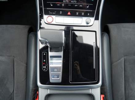 Audi - RS Q8