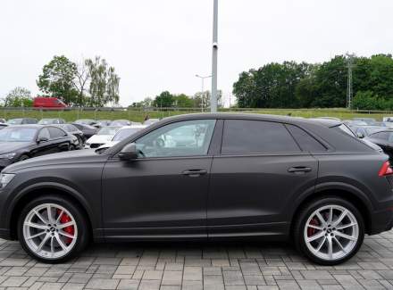 Audi - RS Q8