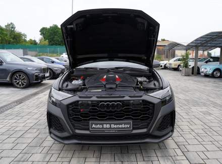 Audi - RS Q8