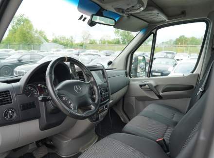 Mercedes-Benz - Sprinter