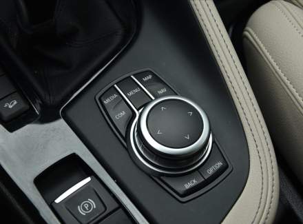 BMW - X1