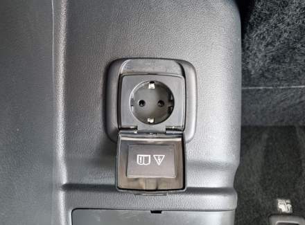 Mitsubishi - Outlander