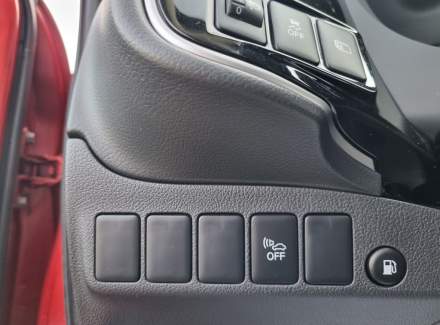 Mitsubishi - Outlander