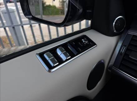 Land Rover - Range Rover