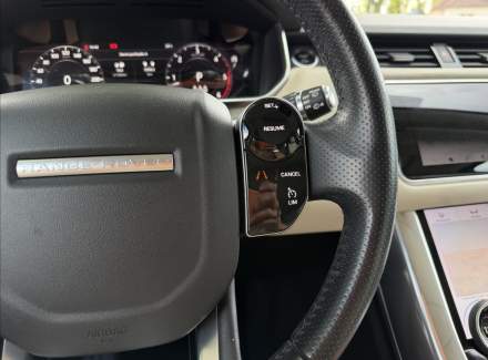 Land Rover - Range Rover