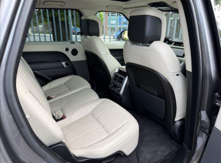 Land Rover - Range Rover