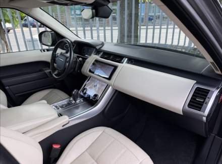 Land Rover - Range Rover