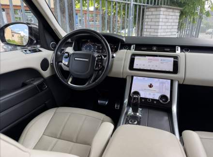 Land Rover - Range Rover