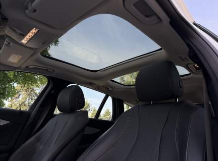 Mercedes-Benz - E-class