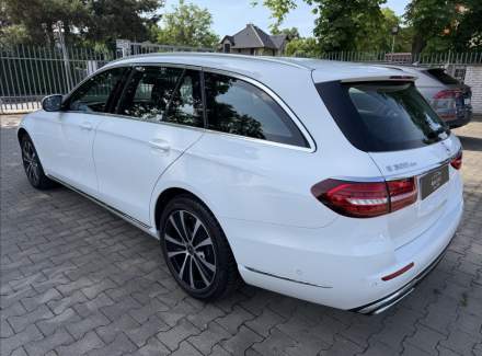 Mercedes-Benz - E-class