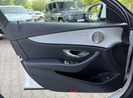 Mercedes-Benz - E-class