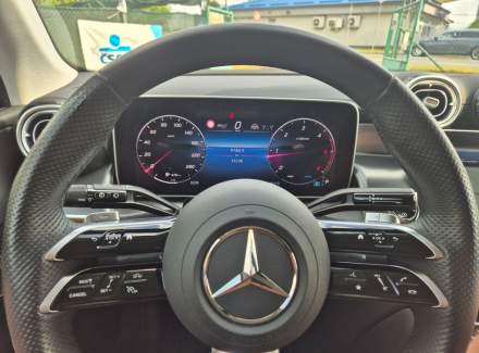 Mercedes-Benz - GLC