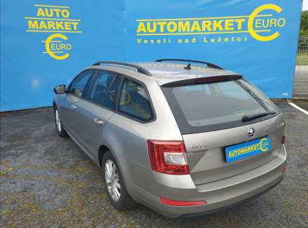 Škoda - Octavia