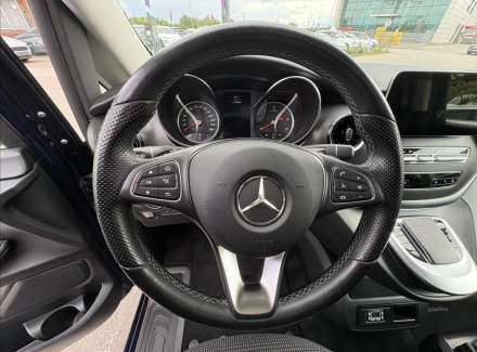 Mercedes-Benz - V-class