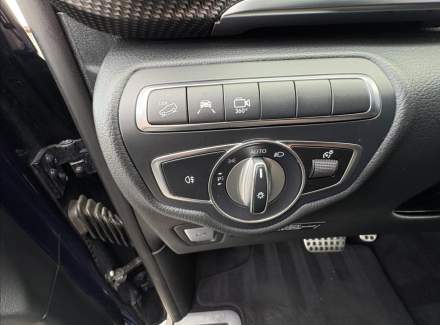 Mercedes-Benz - V-class