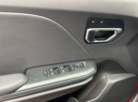 Kia - K4