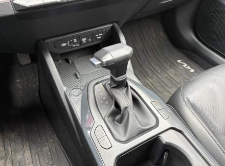 Kia - K4