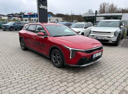Kia - K4