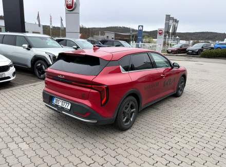 Kia - K4