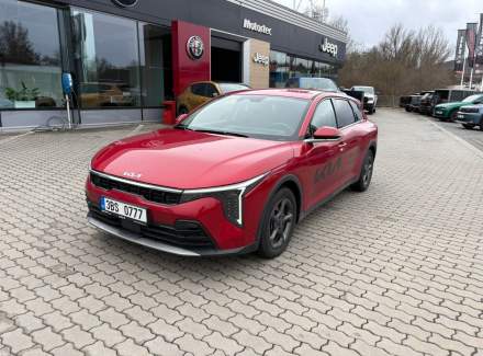 Kia - K4