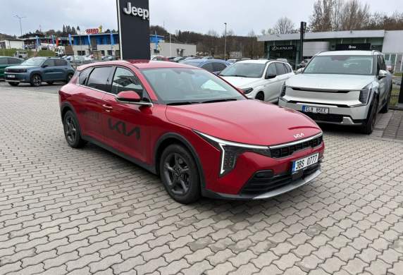 Kia - K4