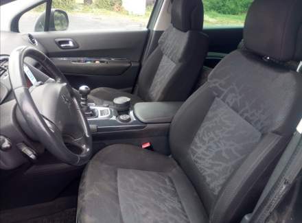 Peugeot - 3008