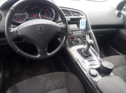 Peugeot - 3008