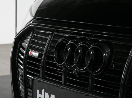 Audi - E-tron