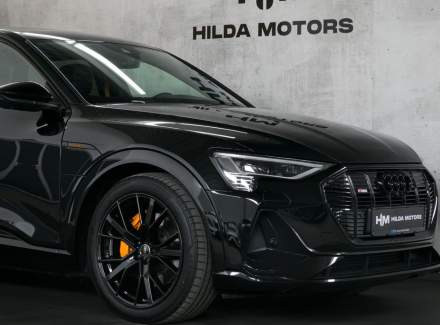 Audi - E-tron