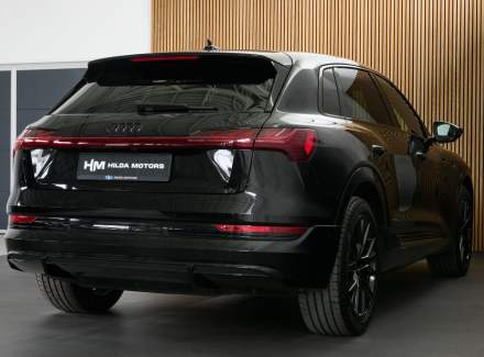 Audi - E-tron
