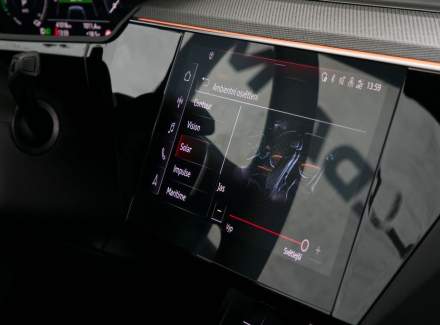 Audi - E-tron
