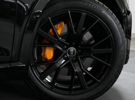 Audi - E-tron